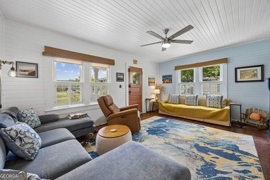 Charming cottage in downtown St. Marys featuring character - photo 9