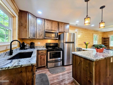 SELLER SAYS TO BRING YOUR OFFER! NEWER HOUSE ON OVER 5 ACRES - photo 8