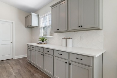 Enjoy Exclusive Homeowner Perks Right in your Backyard! All new - photo 9
