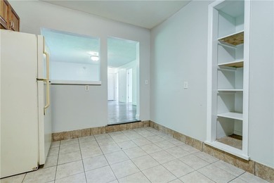 **Group showings only Saturday 7/25 11 AM to 12:30 PM, Monday - photo 22