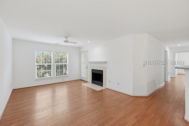 Welcome to this beautifully updated 3-bedroom, 2-bath villa - photo 3