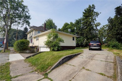 **Group showings only Saturday 7/25 11 AM to 12:30 PM, Monday - photo 41