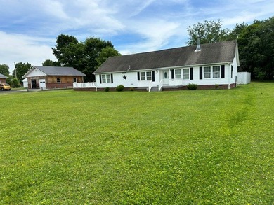 Spacious, Accessible One-Level Living with Extensive Upgrades! - photo 5