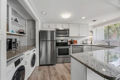 One of the finest 3 BR, 2 BA villas in Seascape, featuring an - photo 9