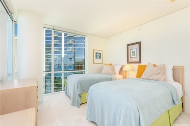 Hawaiki Tower, built north of Honolulu's famous Ala Moana Beach - photo 9