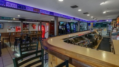 Iconic Wisconsin Sports Bar/Dance club located in the heart of - photo 12