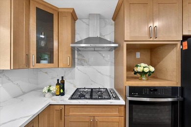 Welcome home to this beautifully remodeled 4BD/2BA residence - photo 13