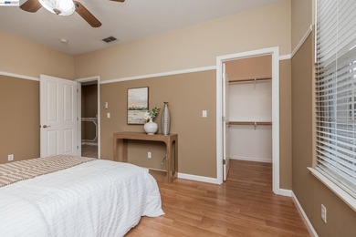 Welcome to this exceptional Bailey Ranch residence, ideally - photo 14