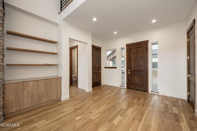 This Mountain Chic home is all about the views ! With windows - photo 14