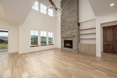This Mountain Chic home is all about the views ! With windows - photo 15