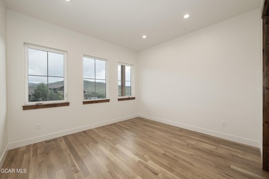 This Mountain Chic home is all about the views ! With windows - photo 16