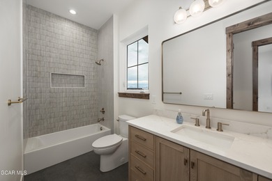 This Mountain Chic home is all about the views ! With windows - photo 19