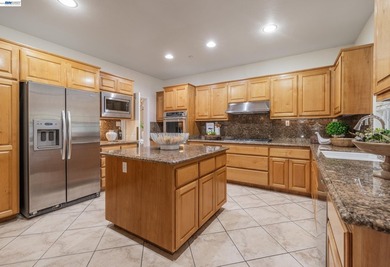 Welcome to this exceptional Bailey Ranch residence, ideally - photo 22
