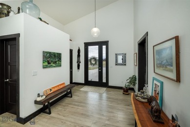 Some homes ask you choose between luxury and location. This home - photo 24
