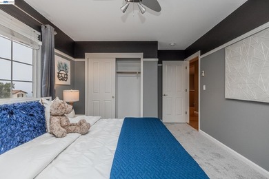 Welcome to this exceptional Bailey Ranch residence, ideally - photo 39