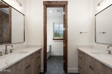 This Mountain Chic home is all about the views ! With windows - photo 40