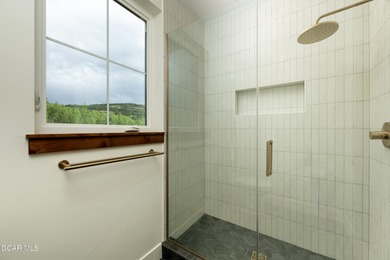 This Mountain Chic home is all about the views ! With windows - photo 41