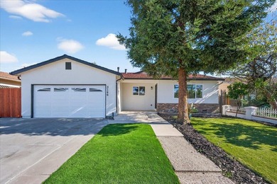 Welcome home to this beautifully remodeled 4BD/2BA residence - photo 44