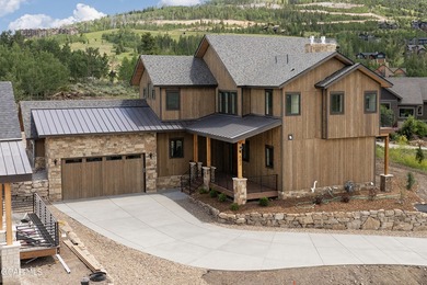 This Mountain Chic home is all about the views ! With windows - photo 52