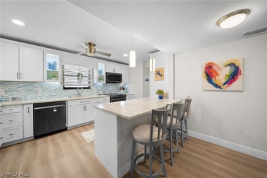 TURNKEY FURNISHED, BOAT DOCK AND WATER VIEWS! Discover the - photo 10