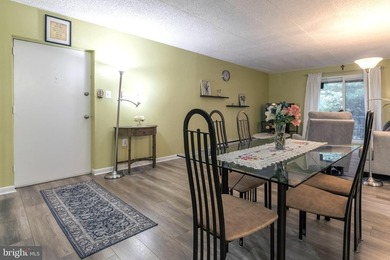 Welcome to carefree living in the highly desirable Haverford - photo 4