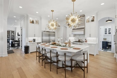 There are luxury homes... and then there are homes that define a - photo 11