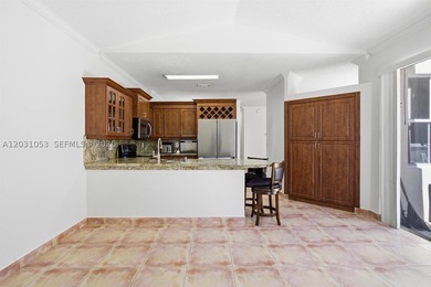 Stunning 4-bedroom, 3-bath pool home on a cul de sac with - photo 13