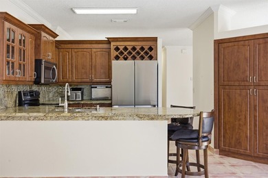 Stunning 4-bedroom, 3-bath pool home on a cul de sac with - photo 14
