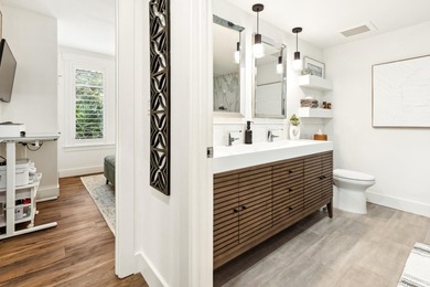 Updated & Upscale | Ground Floor Resort Retreat! Fully renovated - photo 16
