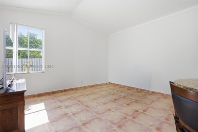 Stunning 4-bedroom, 3-bath pool home on a cul de sac with - photo 16
