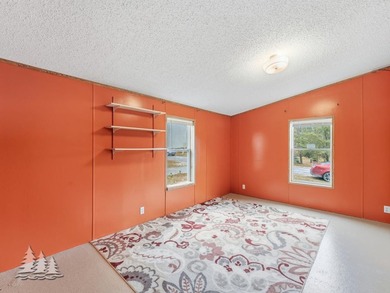 Welcome to your family's next chapter in the desirable Moon Lake - photo 18