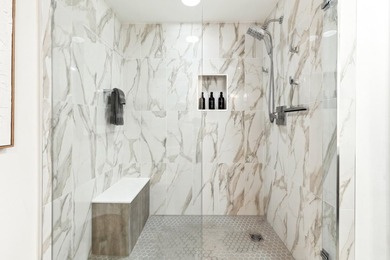 Updated & Upscale | Ground Floor Resort Retreat! Fully renovated - photo 19