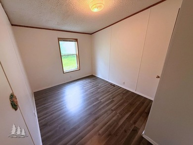 Welcome to your family's next chapter in the desirable Moon Lake - photo 20