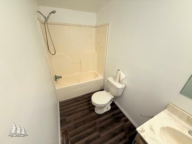 Welcome to your family's next chapter in the desirable Moon Lake - photo 22