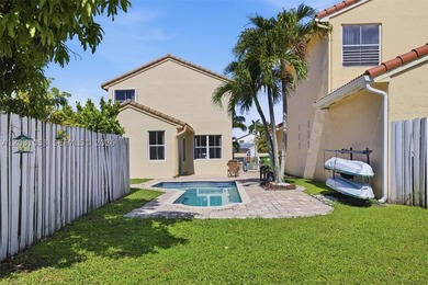 Stunning 4-bedroom, 3-bath pool home on a cul de sac with - photo 23