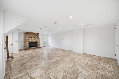 Don t miss this charming brick one-family home in the Ditmars - photo 24
