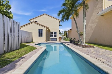 Stunning 4-bedroom, 3-bath pool home on a cul de sac with - photo 25