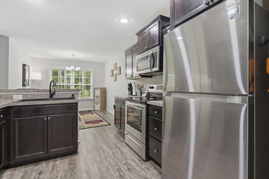 Welcome to 252 Timber Run Dr, tucked away on a quiet cul-de-sac - photo 26