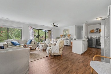 Welcome to Palmetto Bay Villas! This beautifully updated 2 - photo 2