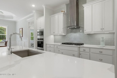 Situated on a quiet cul-de-sac in the desirable Legacy Park - photo 32
