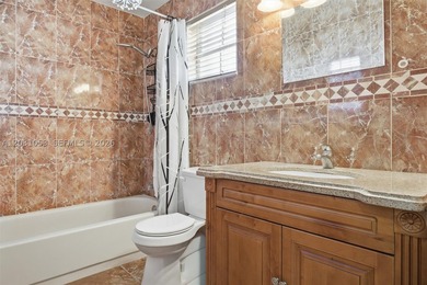 Stunning 4-bedroom, 3-bath pool home on a cul de sac with - photo 39
