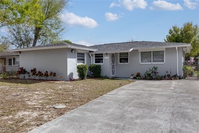 MOTIVATED SELLER!!!! Welcome to your dream home in Fort Myers! - photo 1