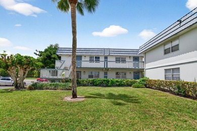 Beautifully updated 1BR/1.5BA condo in the sought-after 55+ - photo 55