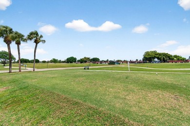 Beautifully updated 1BR/1.5BA condo in the sought-after 55+ - photo 59