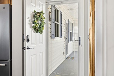 Welcome to your coastal retreat in sought-after North Myrtle - photo 8
