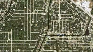 No HOA, deed restrictions or CDDs!!! Not in a zone requiring - photo 3