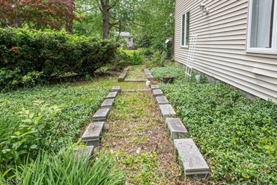 Charming Lakefront cottage home in the Mount Laurel Estates - photo 27
