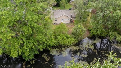 Charming Lakefront cottage home in the Mount Laurel Estates - photo 28