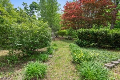 Charming Lakefront cottage home in the Mount Laurel Estates - photo 30