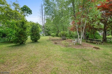Charming Lakefront cottage home in the Mount Laurel Estates - photo 32